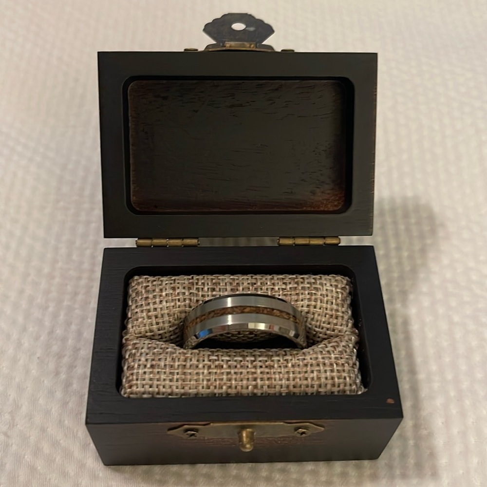 Size 11 1/2 || Dinosaur & Silver Tungsten Ring